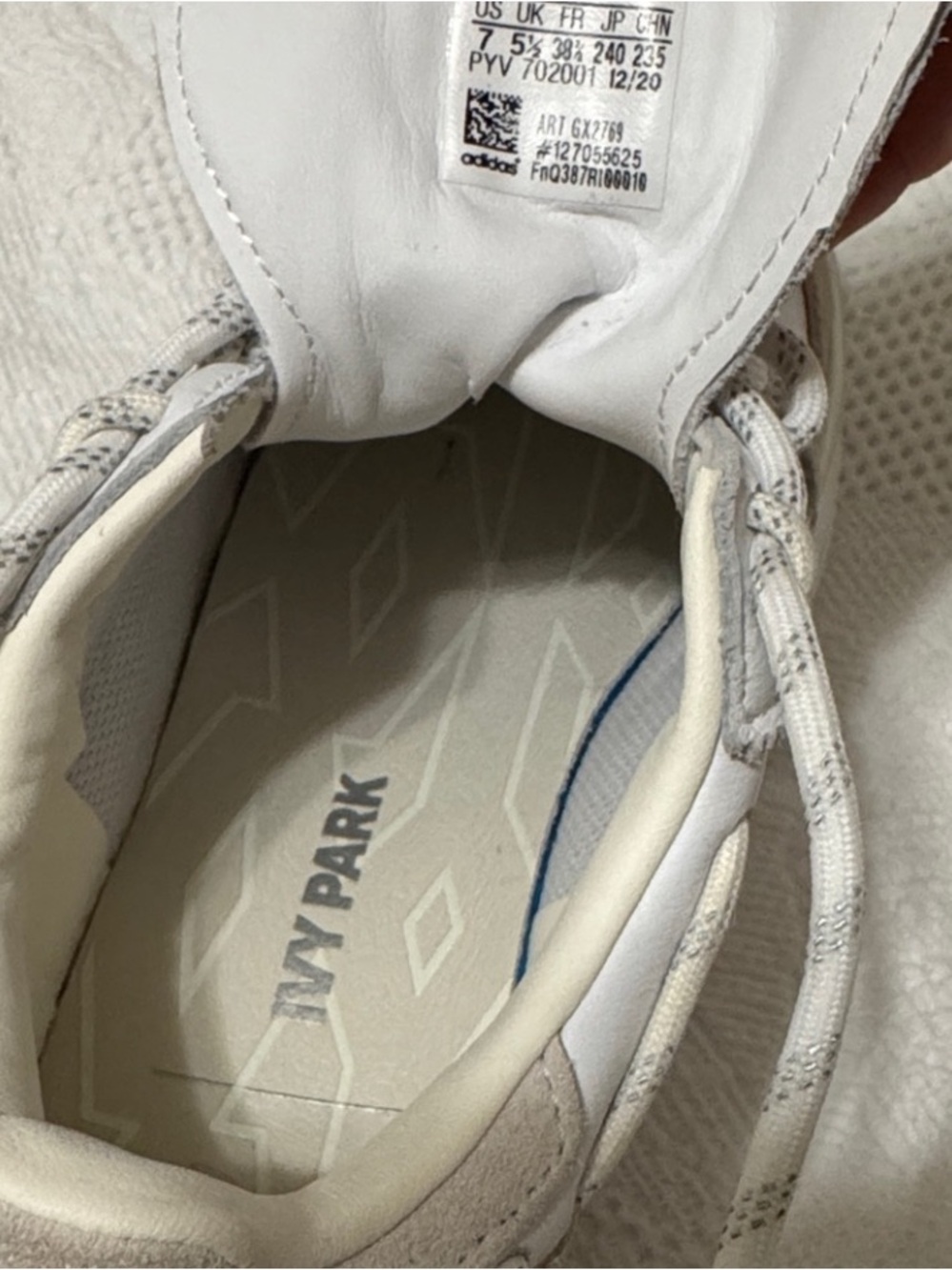 Adidas Ivy Park Platform
Sneakers in Cream and White - Picture 8 of 8
